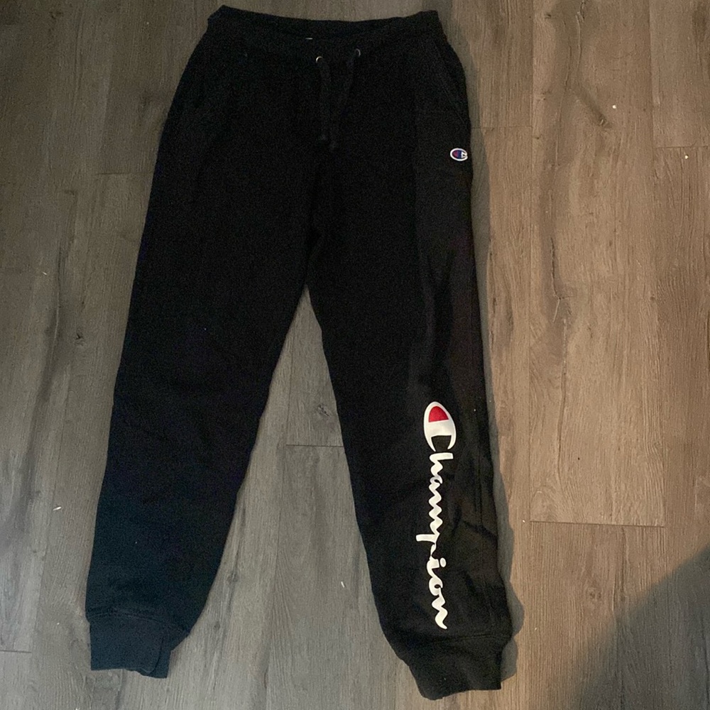 Size: Medium Brand: Champion Color: Black                  Garment Type: Joggers